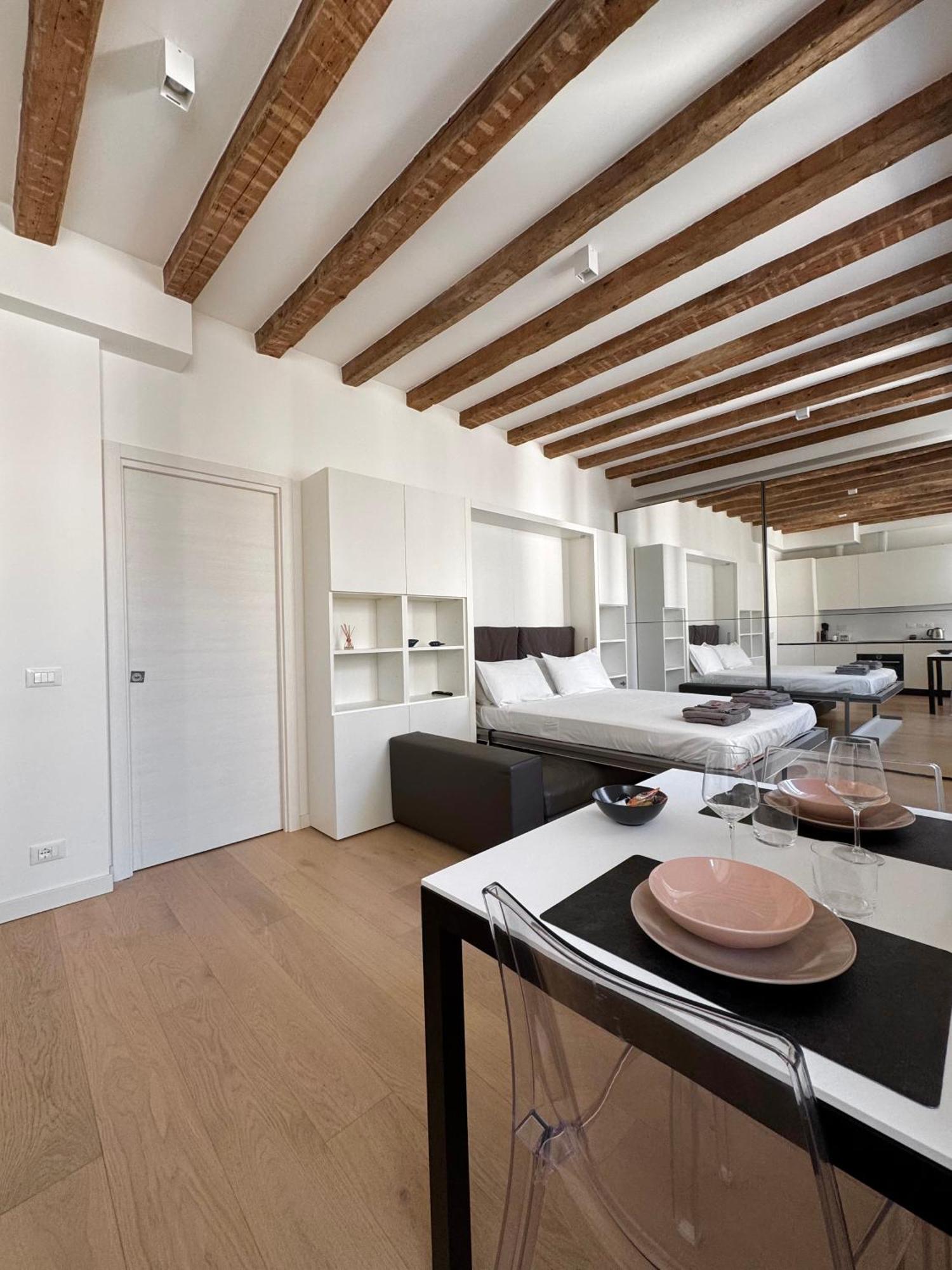 Gold'S House Apartment Trieste Exterior photo