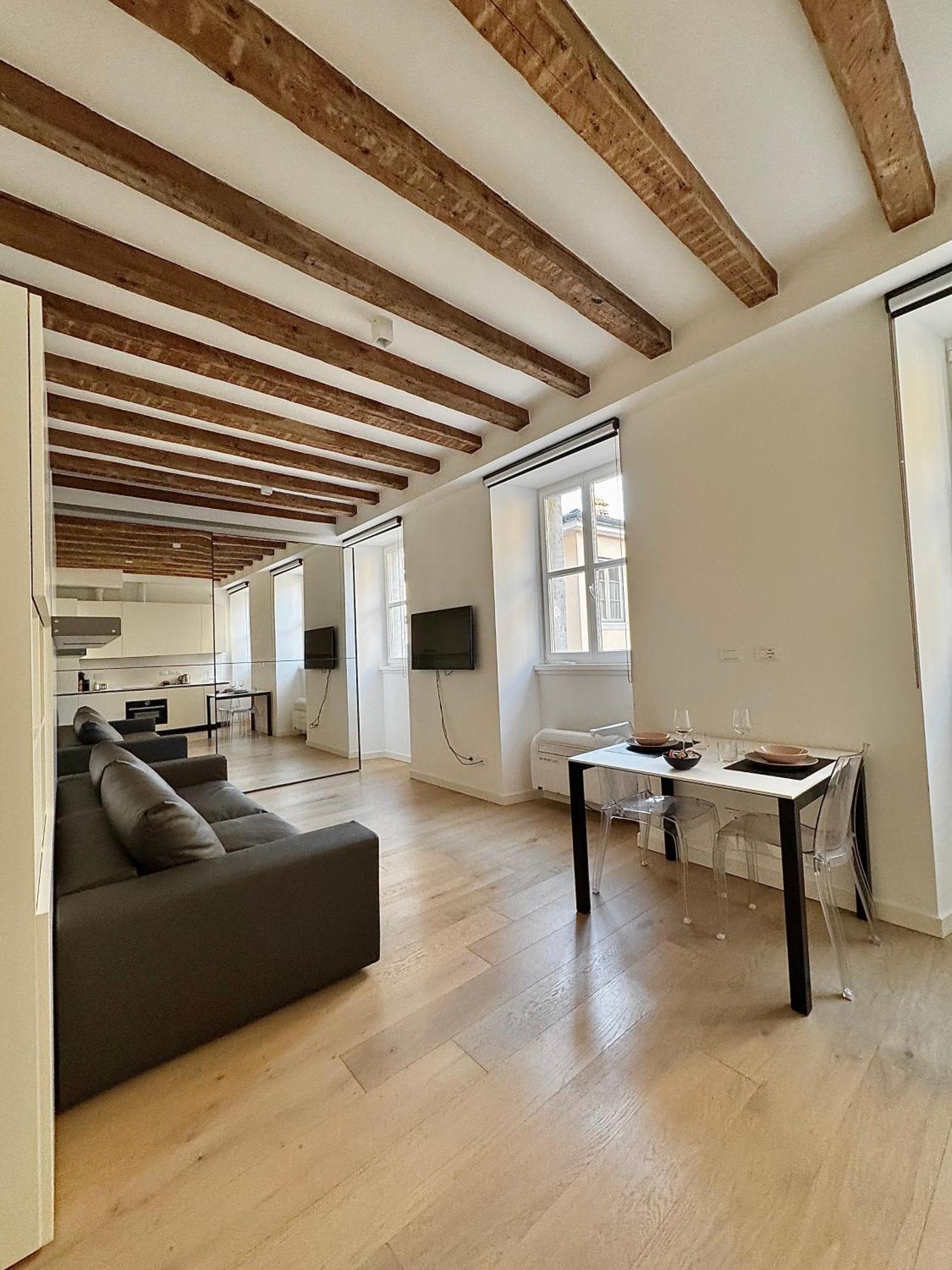 Gold'S House Apartment Trieste Exterior photo